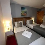 Marina Bed & Breakfast 4*