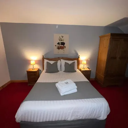 Nocleg ze śniadaniem Marina 4*
