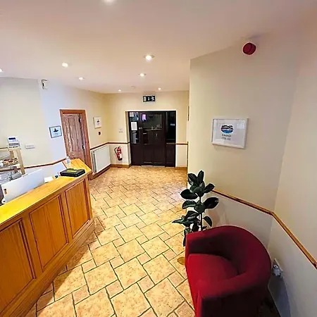 Marina Bed & Breakfast 4*