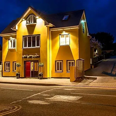 Marina Bed & Breakfast